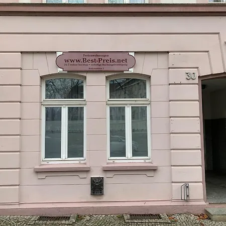 Best-Preis Fewo Rathausblick 2 - Zentrale Lage In Wittenberge - 2 Personen - Einzelzimmer - Vollausstattung - Wlan / Prime & Self-Check-In Esterno foto